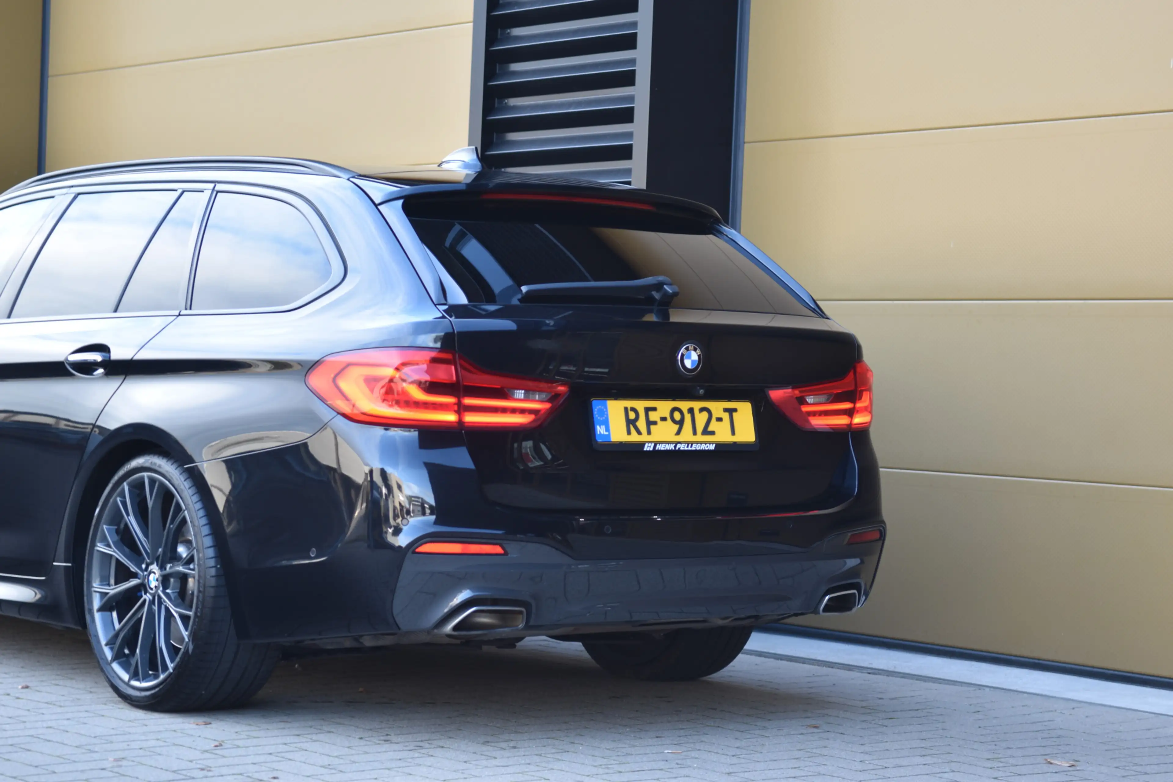 BMW 540 5-serie Touring 540i xDrive High Executive * M-Spo — photo 8