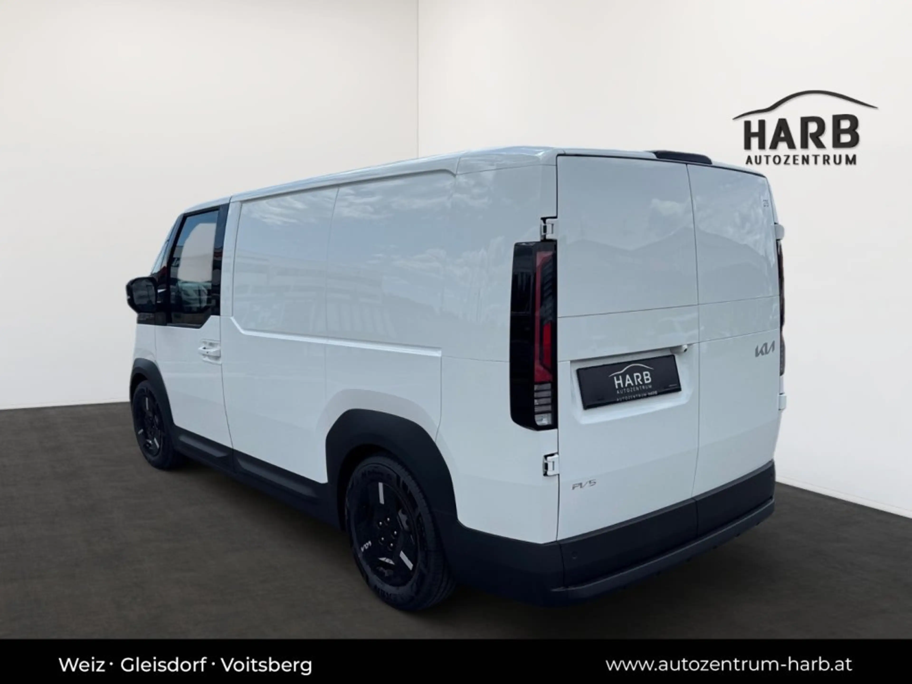 Kia PV5 Cargo PV5/CARGO/L2H1/3DR/PURE/71,2KWH/AT/163/M — photo 5