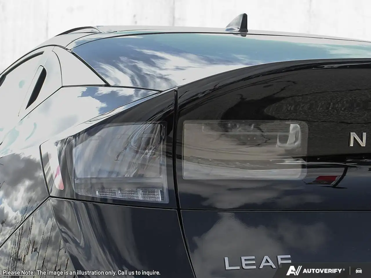 Nissan Leaf photo Nissan Leaf