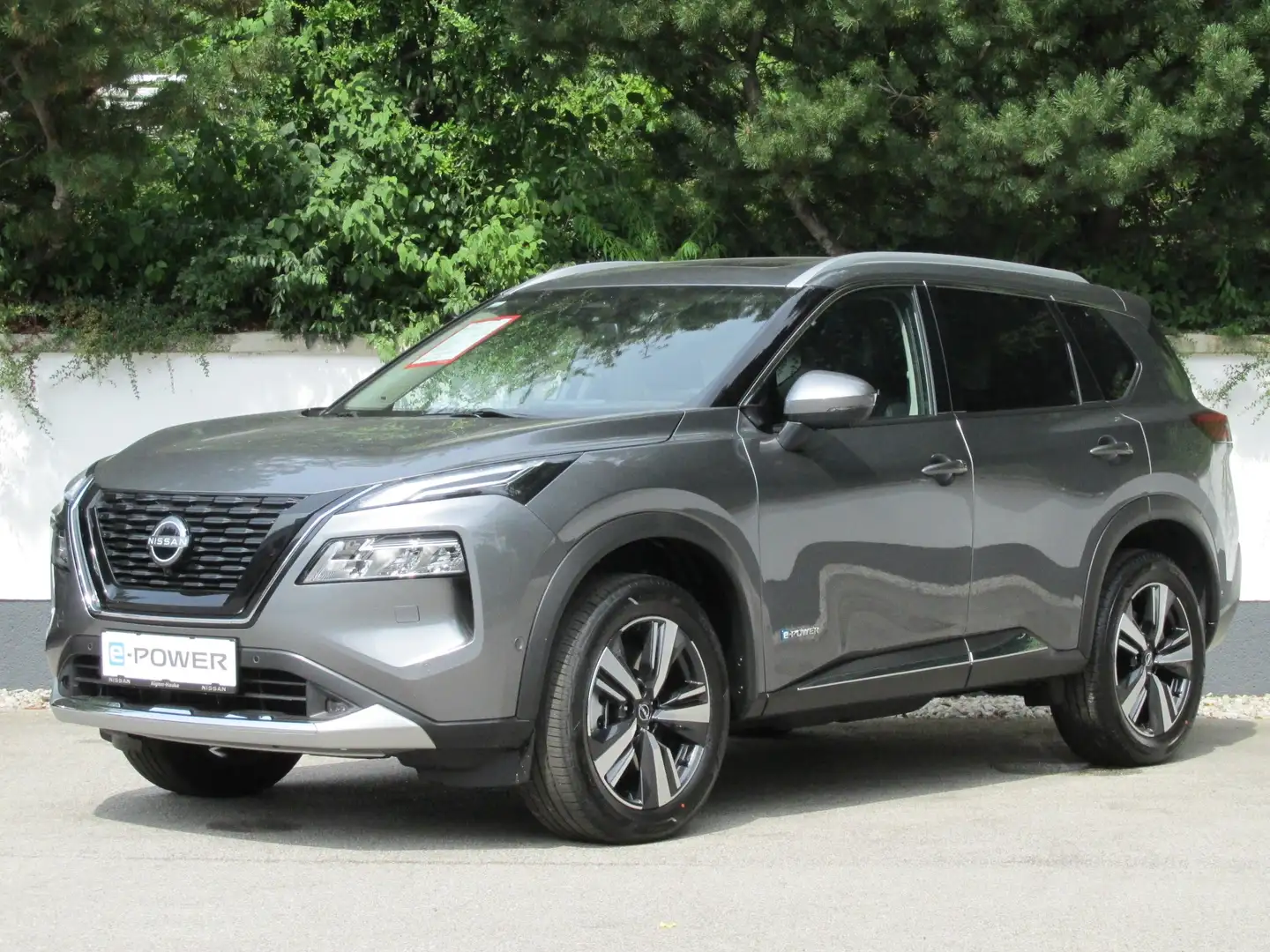 Nissan X-Trail 1,5 VC-T e-POWER Tekna Grau - 1