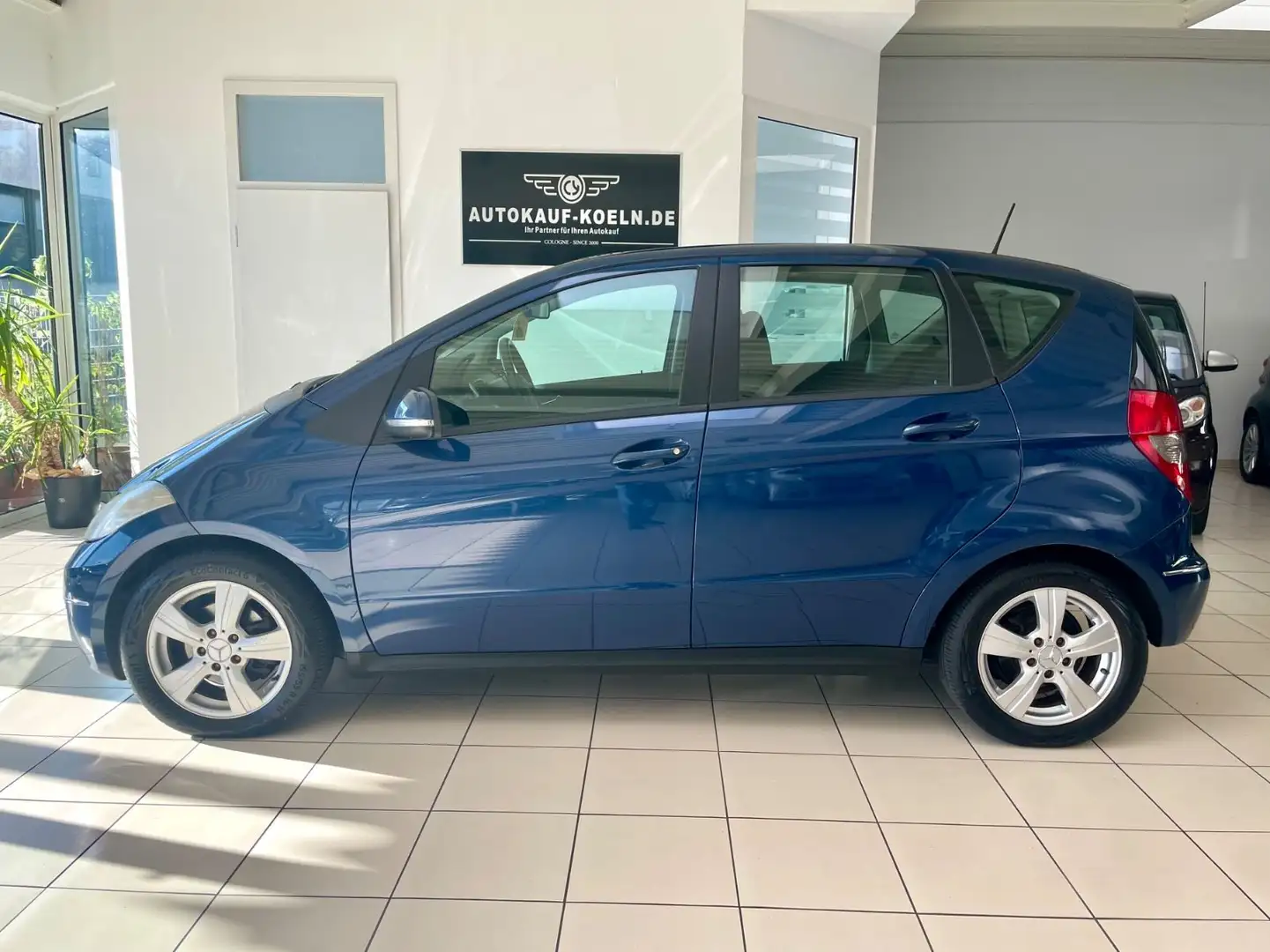 Mercedes-Benz A 180 Classic Automatik/Klima/SItzHeizung Kék - 1