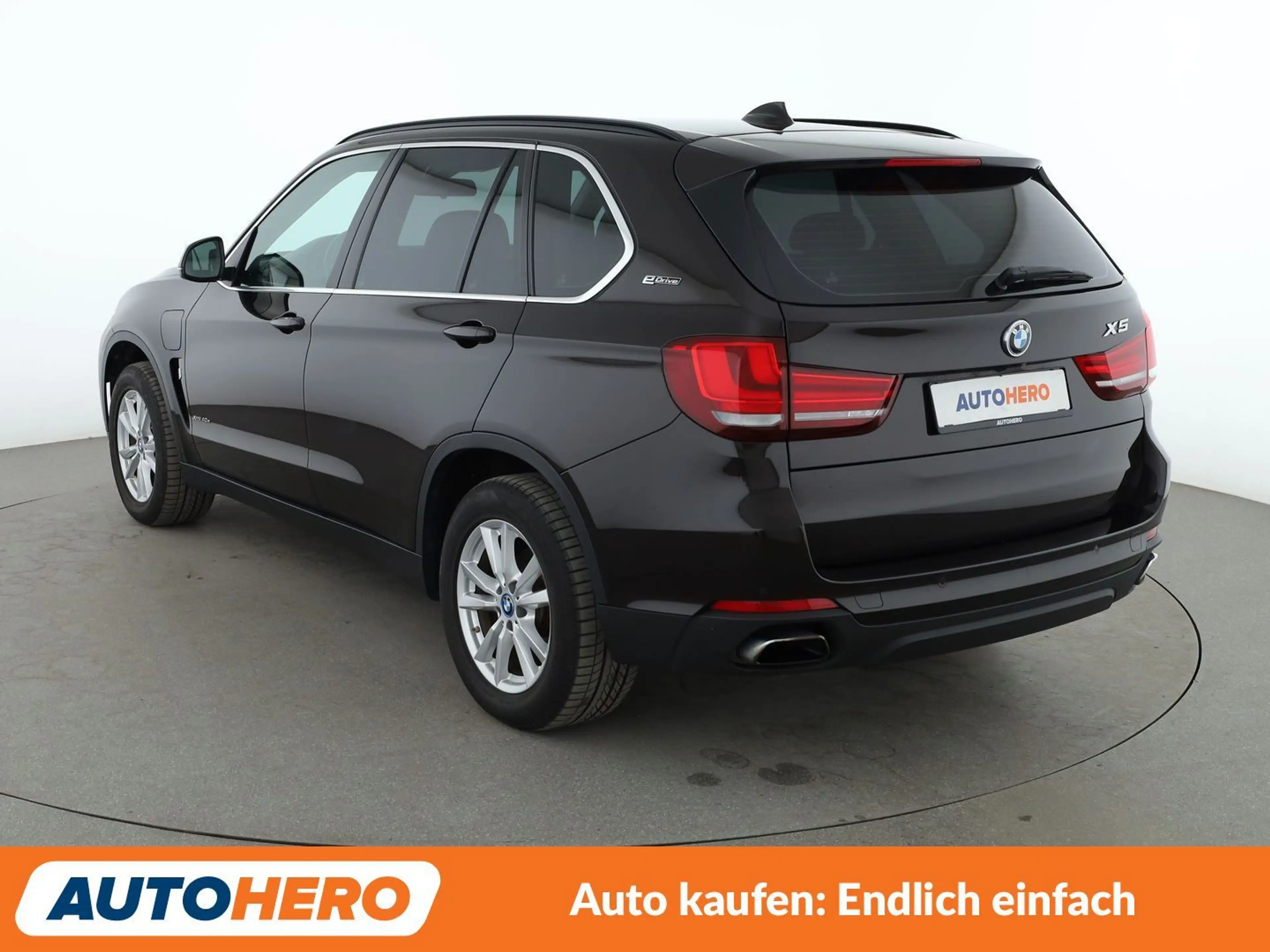 BMW X5 xDrive 40e Aut.*NAVI*LED*CAM*ACC*SHZ*LHZ*ALU* — photo 4