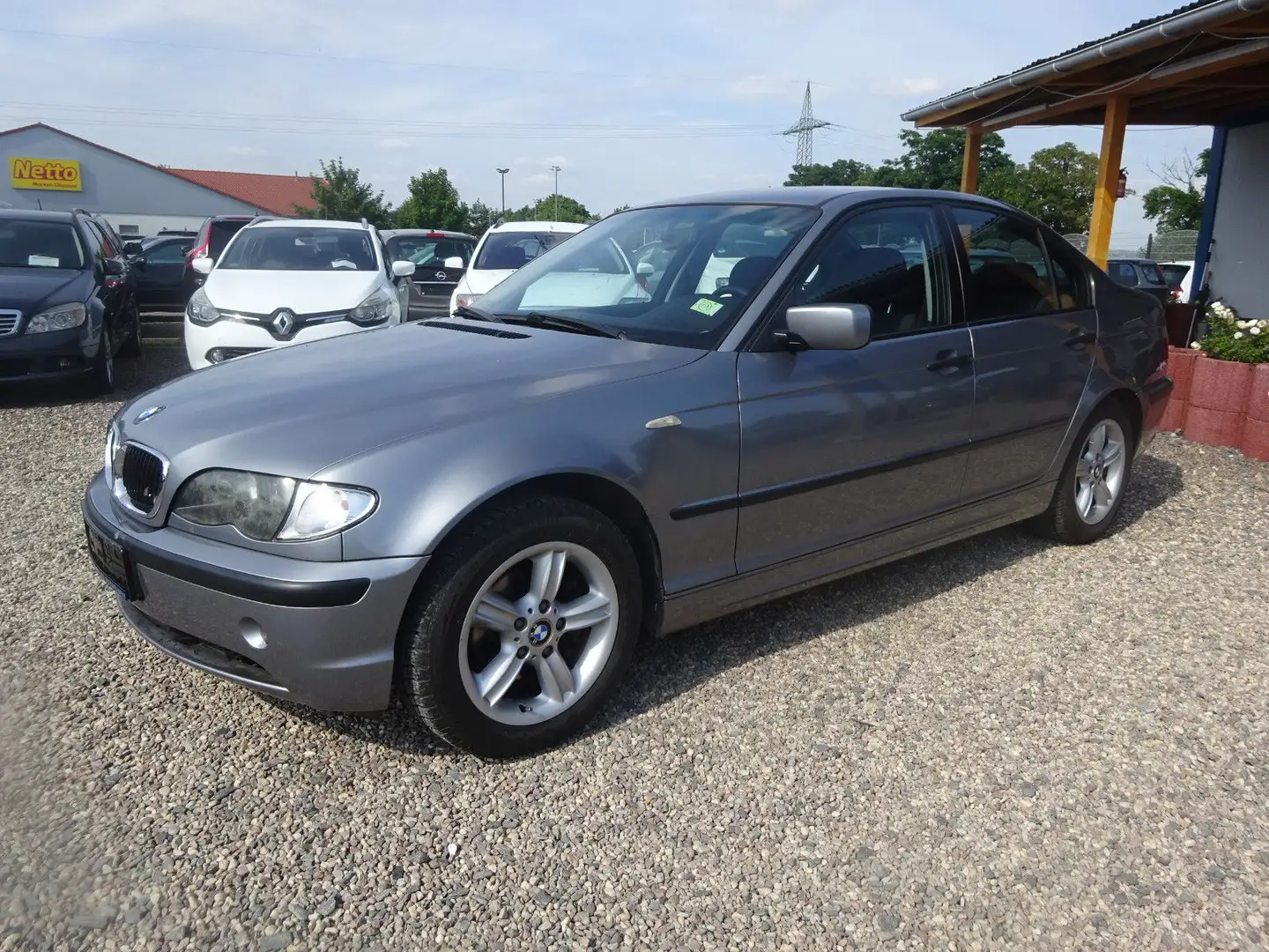 BMW 318 Baureihe 3 Lim. 318i Grijs - 1