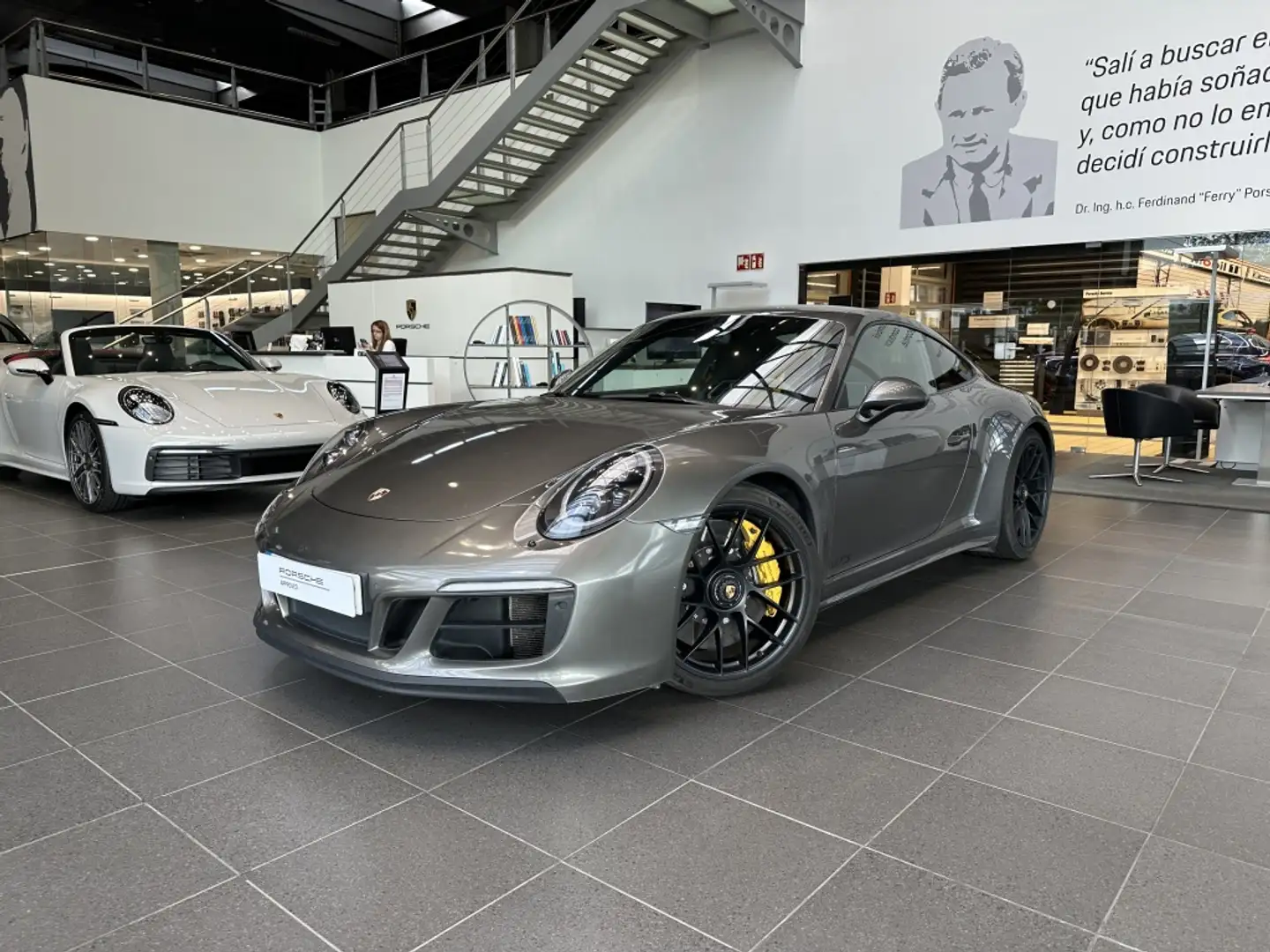 Porsche 991 Carrera GTS Coupé PDK Gris - 1