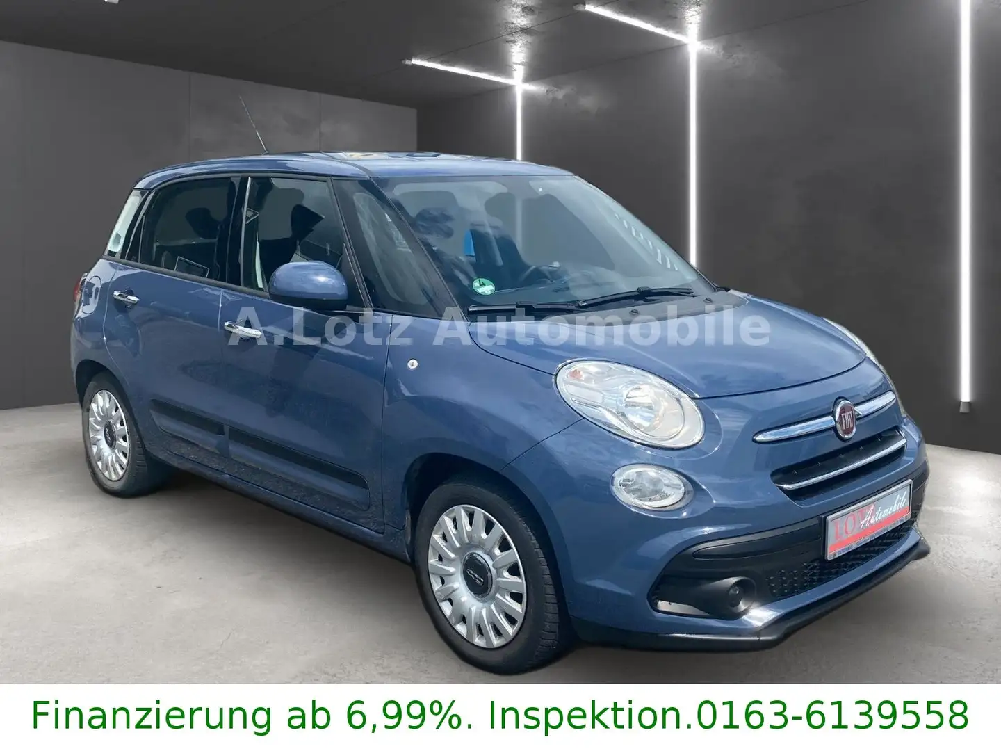 Fiat 500L Blau - 1