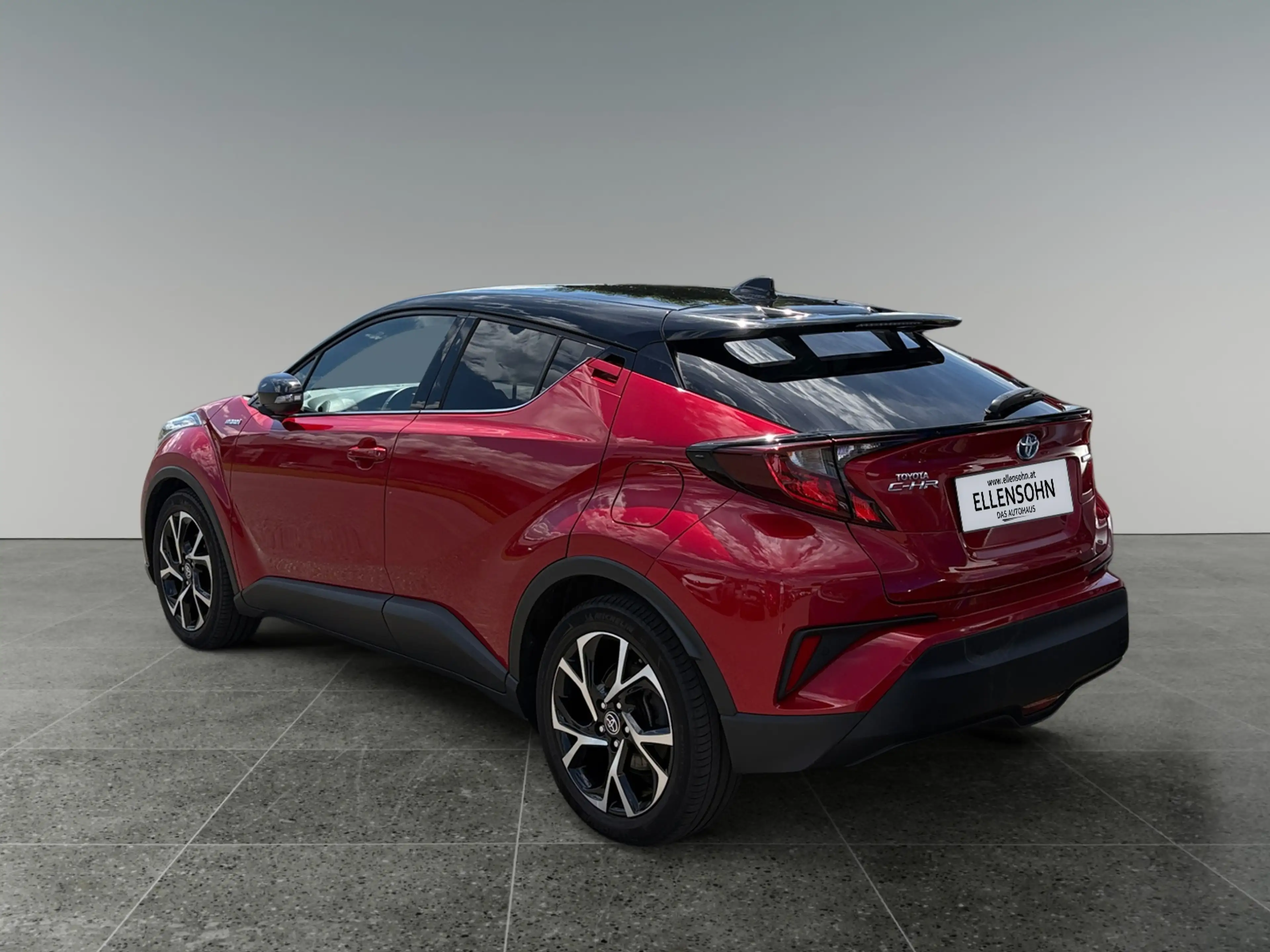 Toyota C-HR 1,8 l Hybrid 4x2, Club, CVT  8-fach bereift! — photo 3