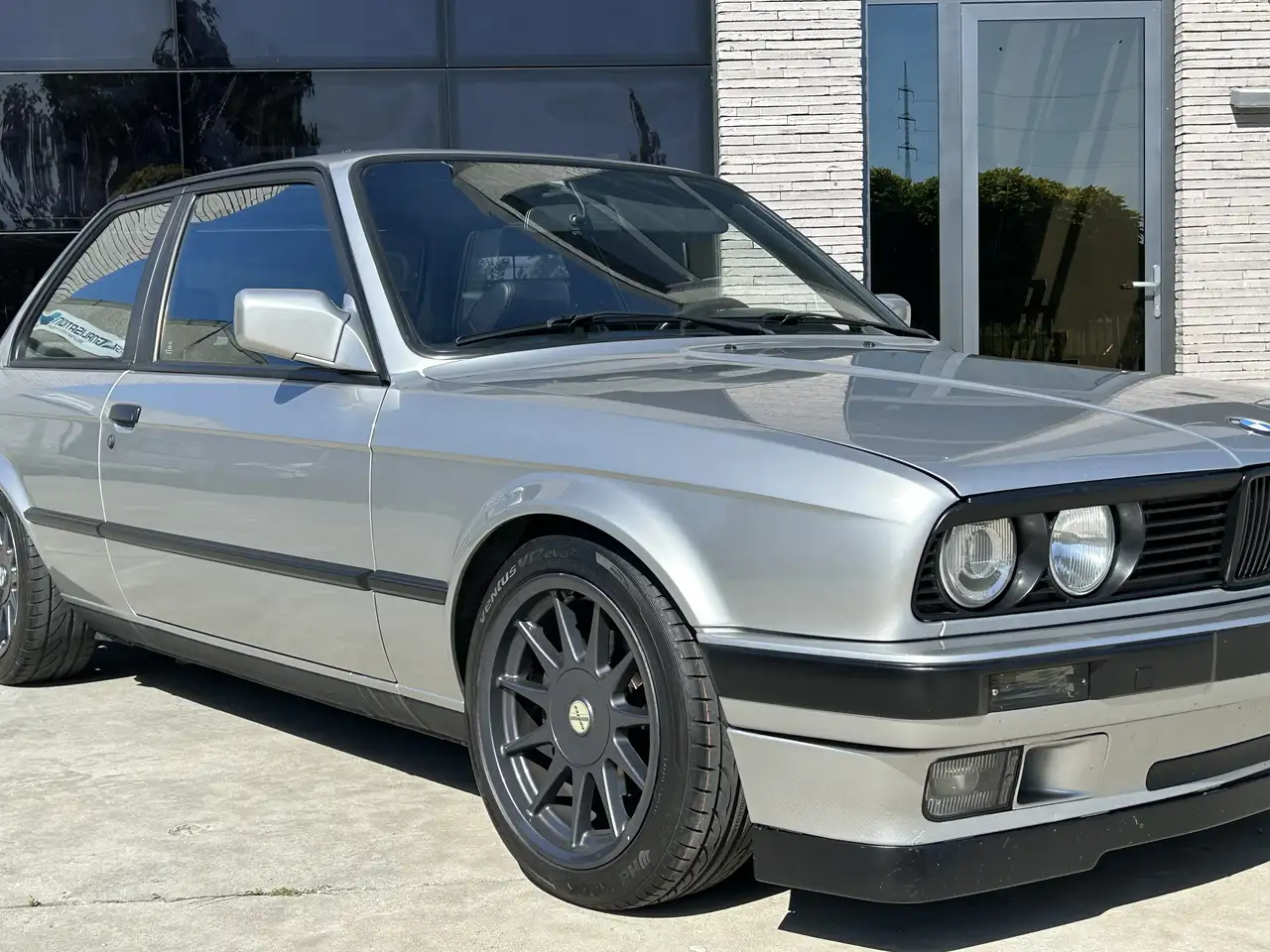 BMW 318 Is, foto 2