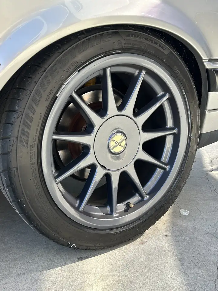 BMW 318 Is, foto 7