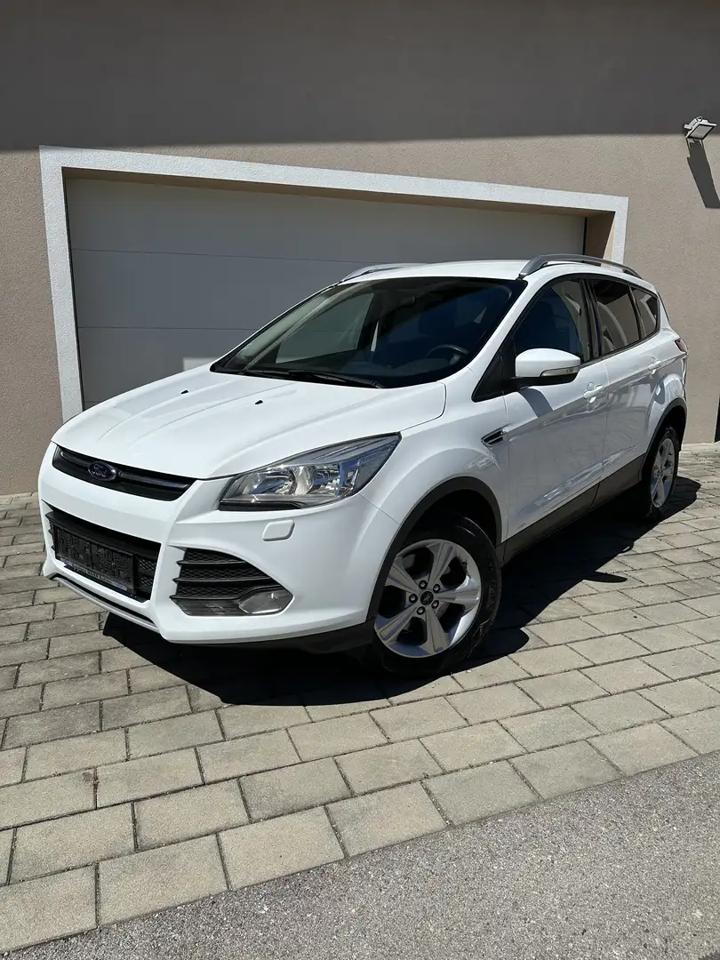 Ford Kuga 2,0 TDCi Trend - 1