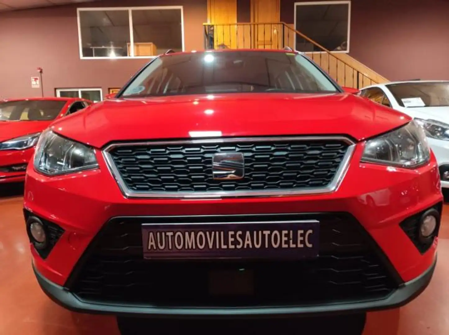 SEAT Arona 1.6 TDI 70 kW (95 CV) Start/Stop Style Rouge - 2