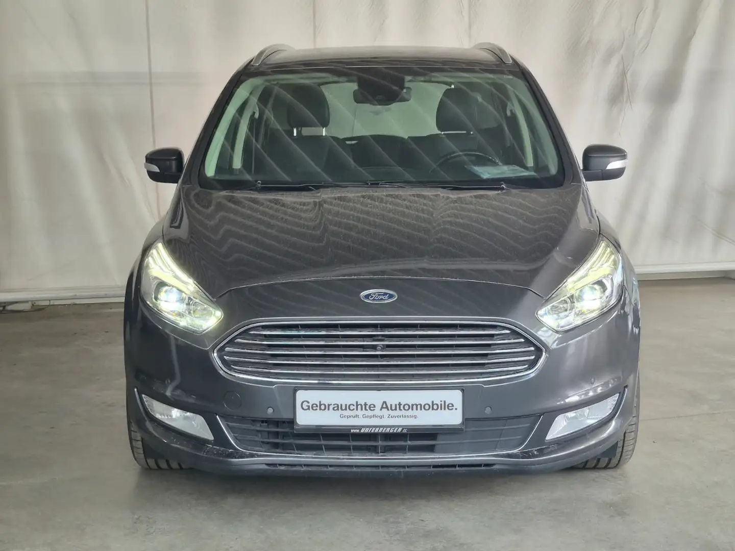 Ford Galaxy AWD 2,0 EcoBlue Titanium Grau - 2