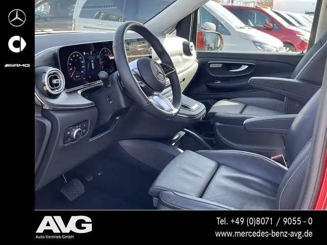 Mercedes-Benz V-Class view 10