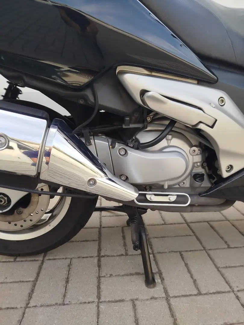 Honda SW-T 600 Černá - 1