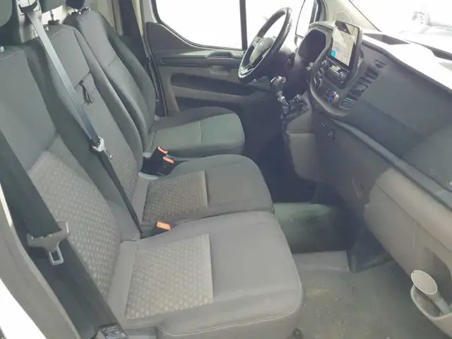 Ford Transit view 8