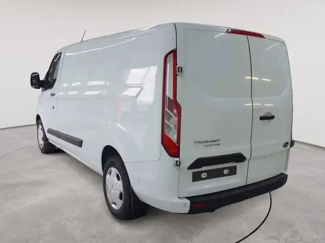 Ford Transit view 5