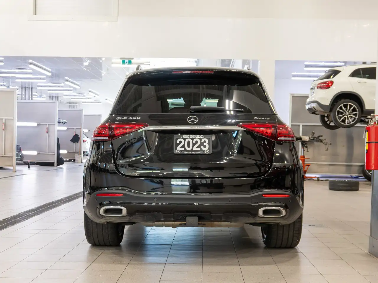 Mercedes-Benz GLE снимка Mercedes-Benz GLE