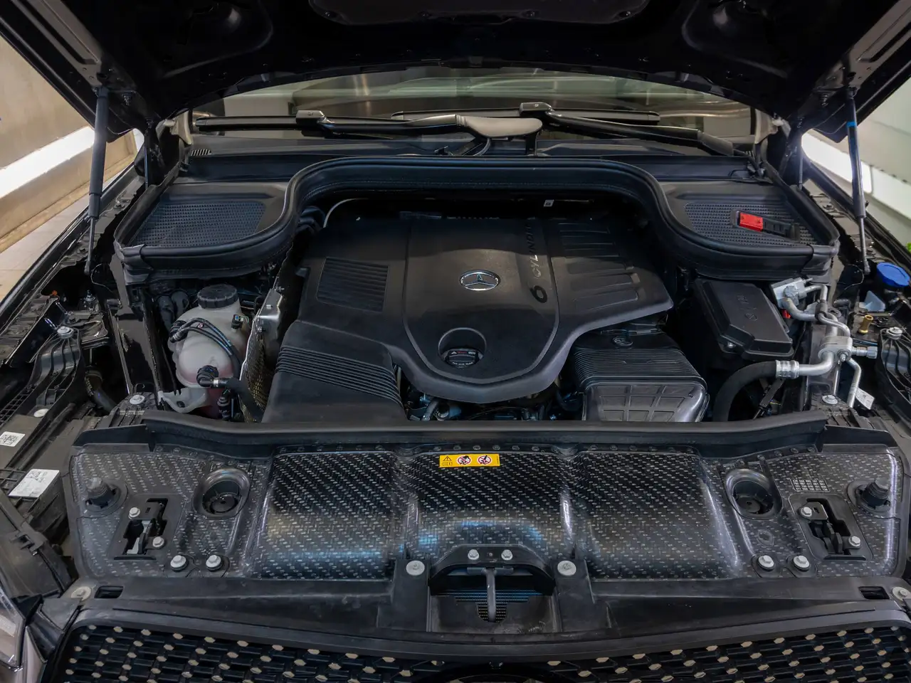 Mercedes-Benz GLE снимка Mercedes-Benz GLE
