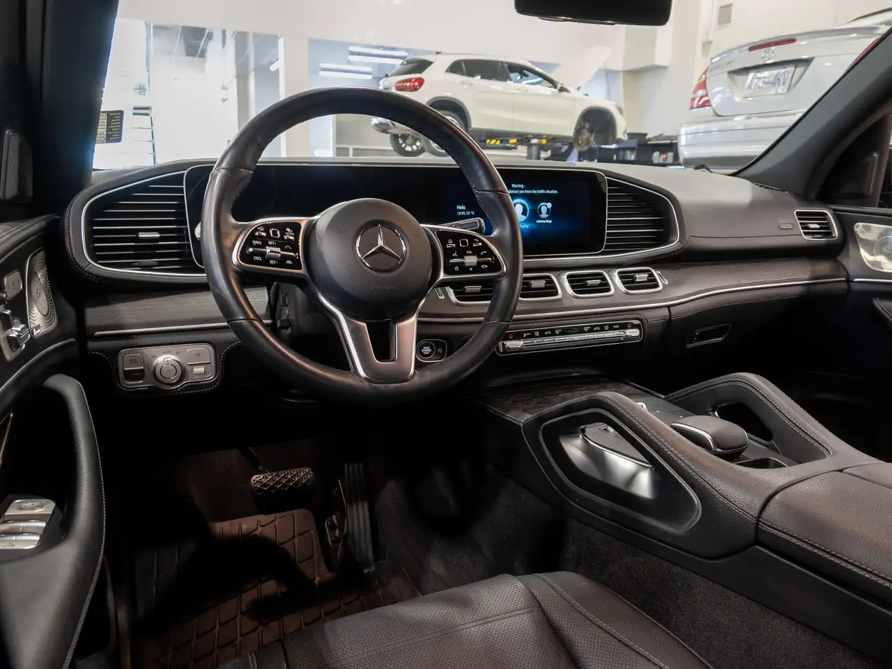 Mercedes-Benz GLE снимка Mercedes-Benz GLE
