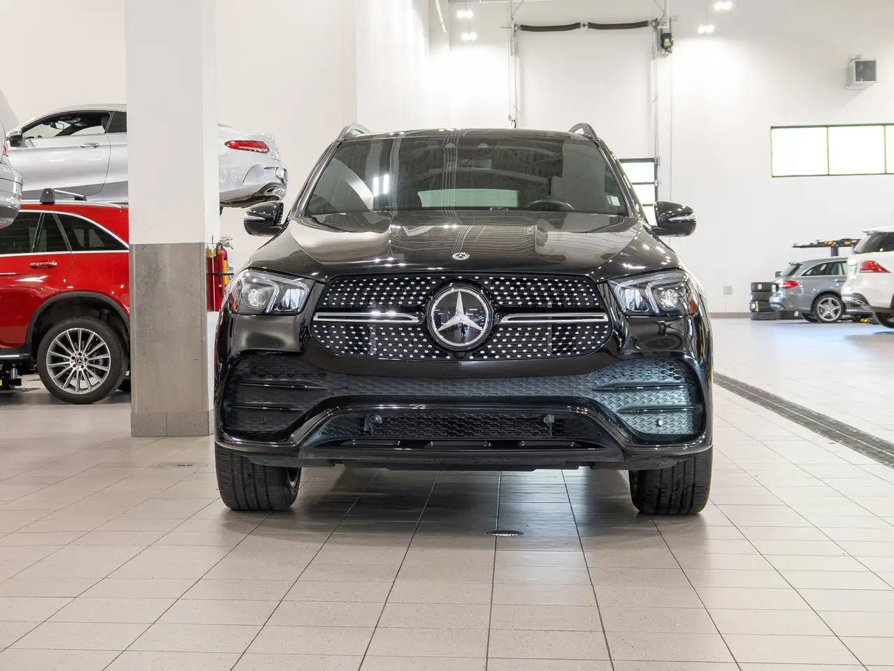 Mercedes-Benz GLE снимка Mercedes-Benz GLE