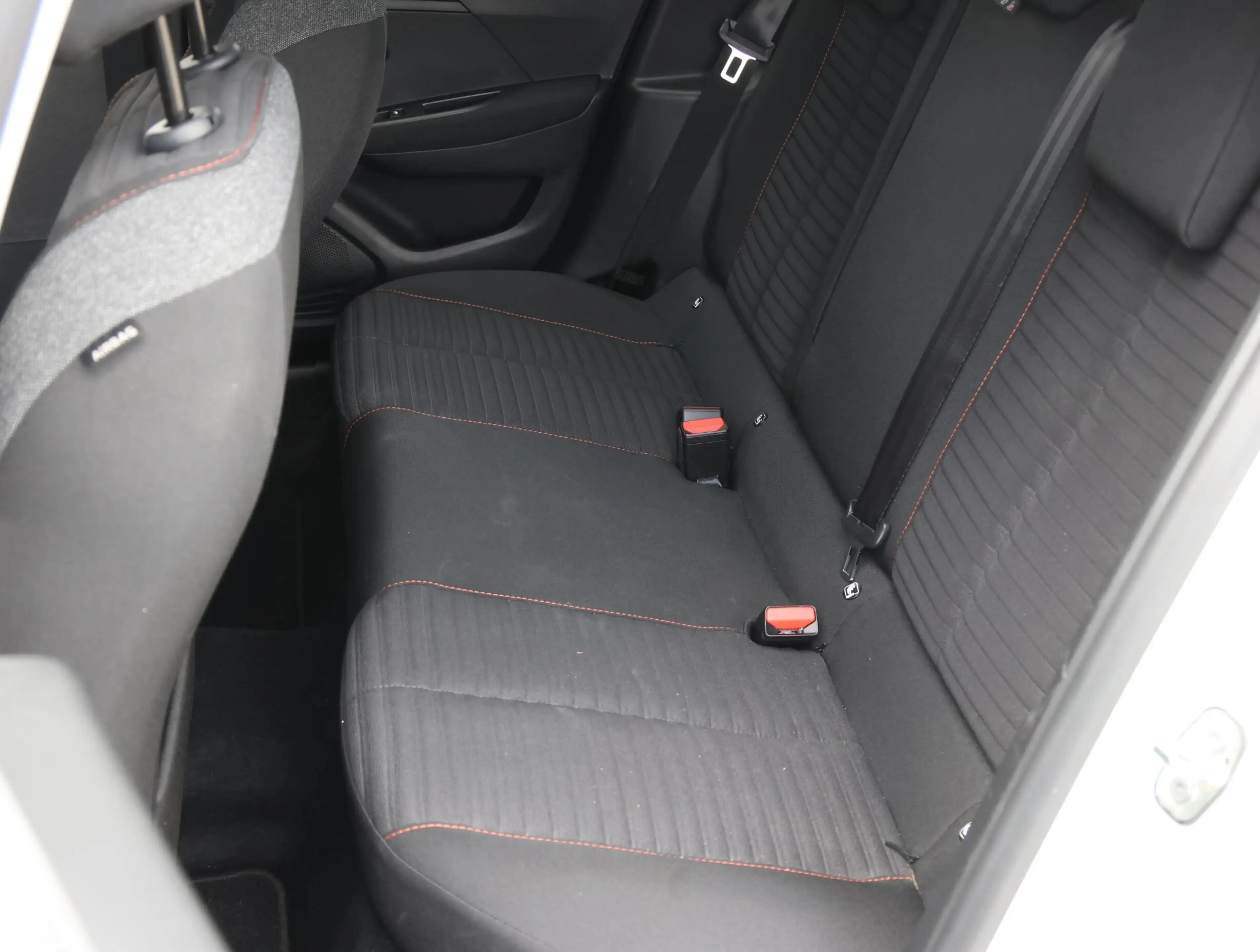 Peugeot 208 1.2 PureTech Active Pack LED | Parkeersensoren | A — photo 15