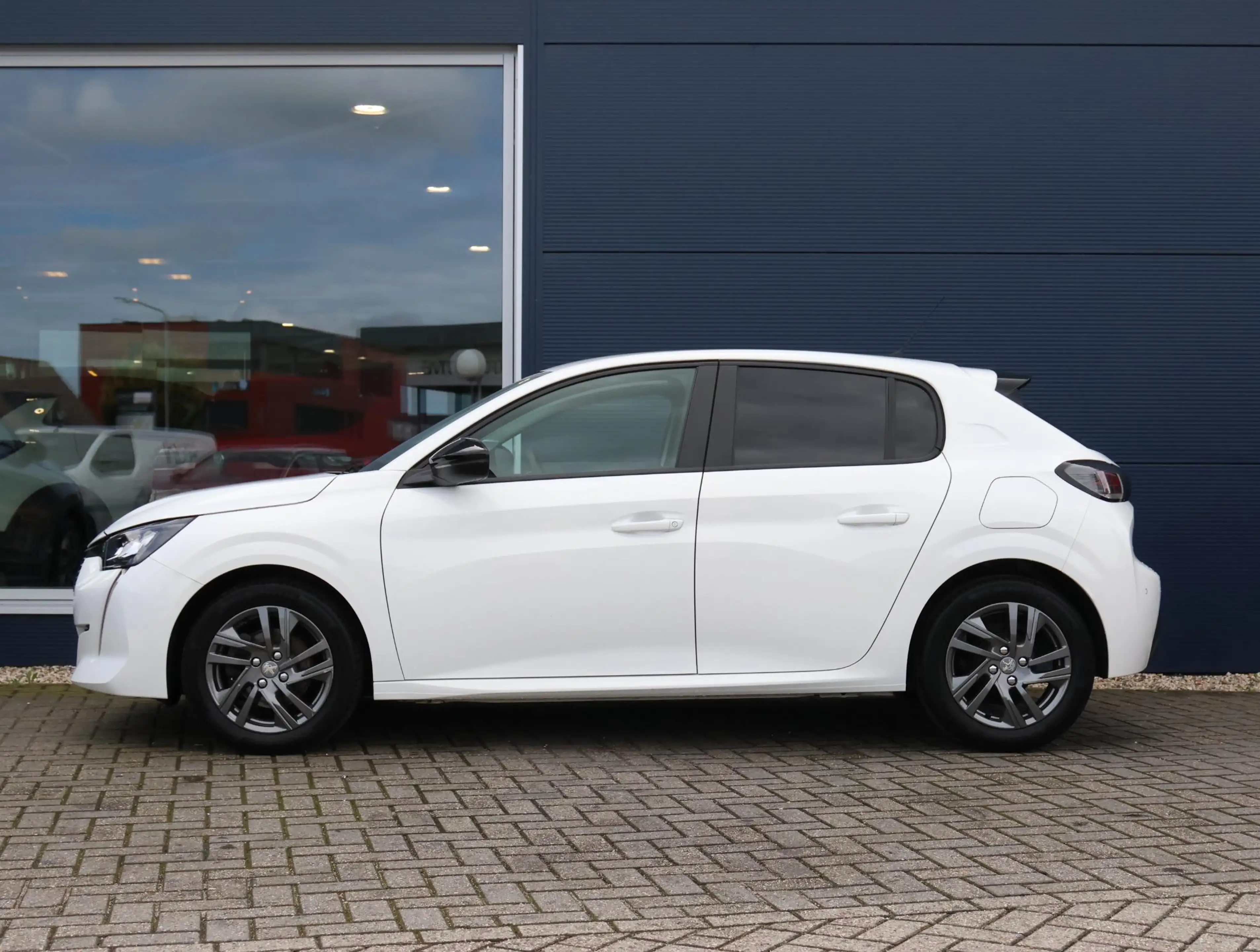 Peugeot 208 1.2 PureTech Active Pack LED | Parkeersensoren | A — photo 2