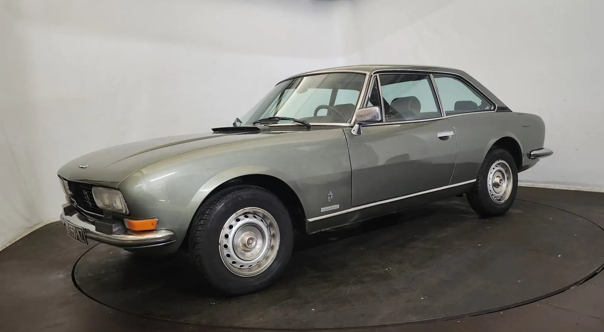 Peugeot 504 coupé Grün - 2
