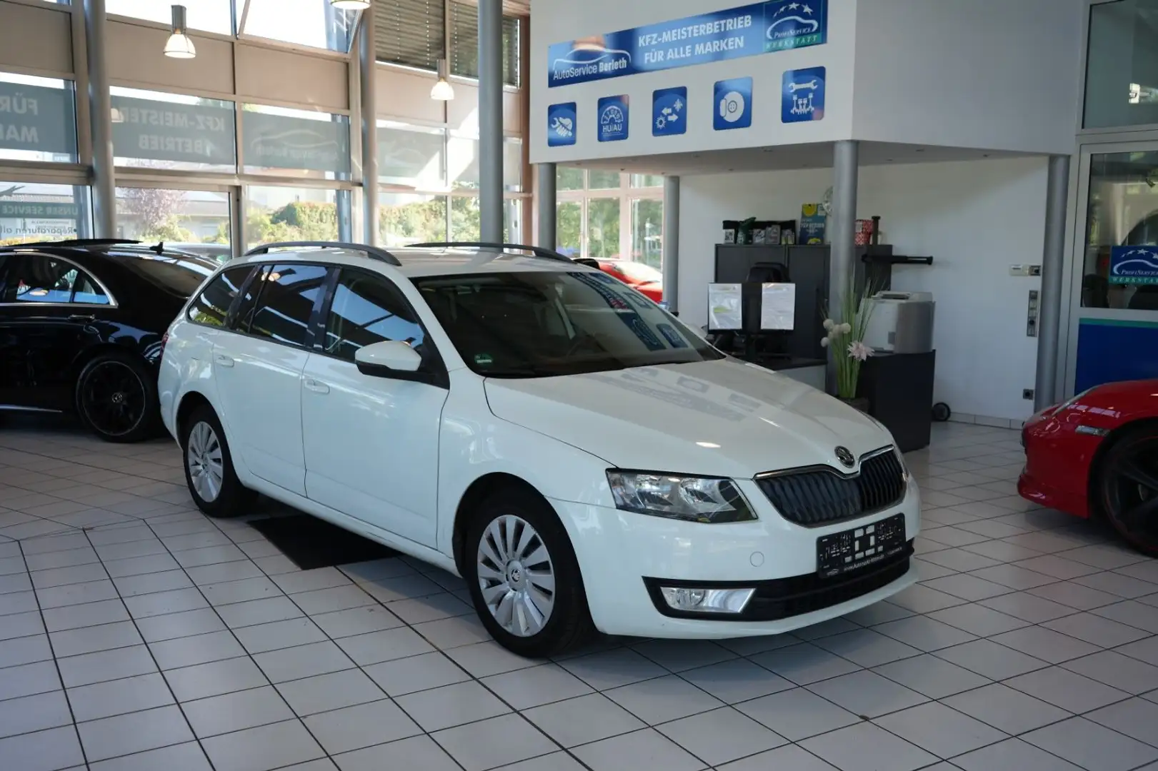 Skoda Octavia Combi Ambition Weiß - 1