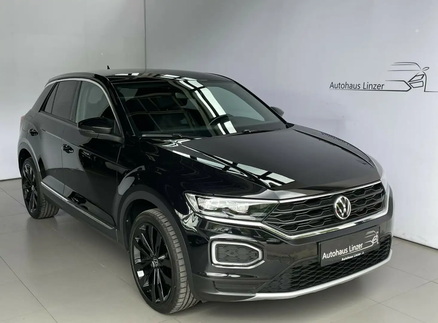 Volkswagen T-Roc Sport 4x4 *LED*StHz*ACC*BEATS*Keyless*AHK*19 Negru - 1