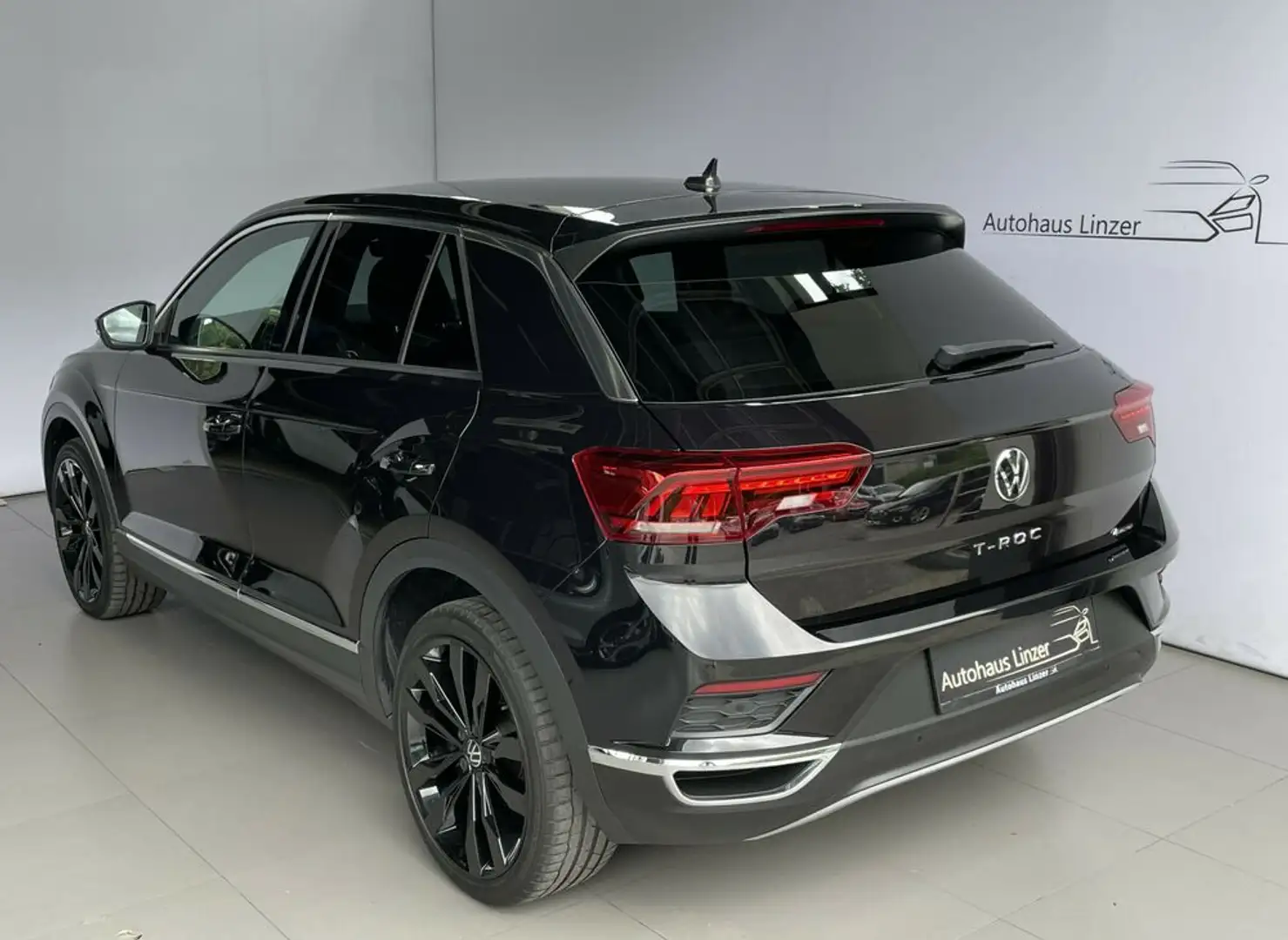 Volkswagen T-Roc Sport 4x4 *LED*StHz*ACC*BEATS*Keyless*AHK*19 Negru - 2