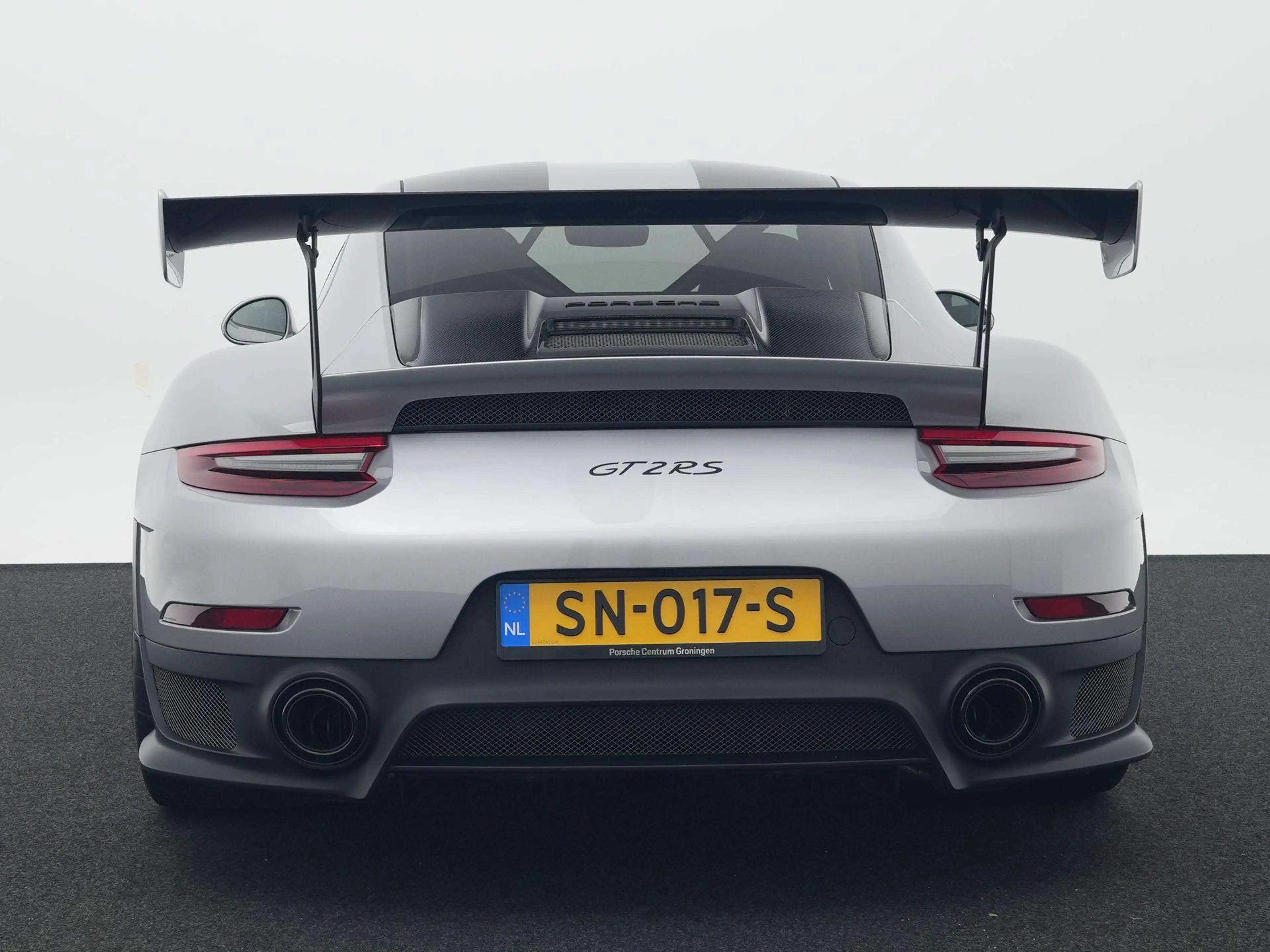 Porsche 991 GT2 RS — photo 4