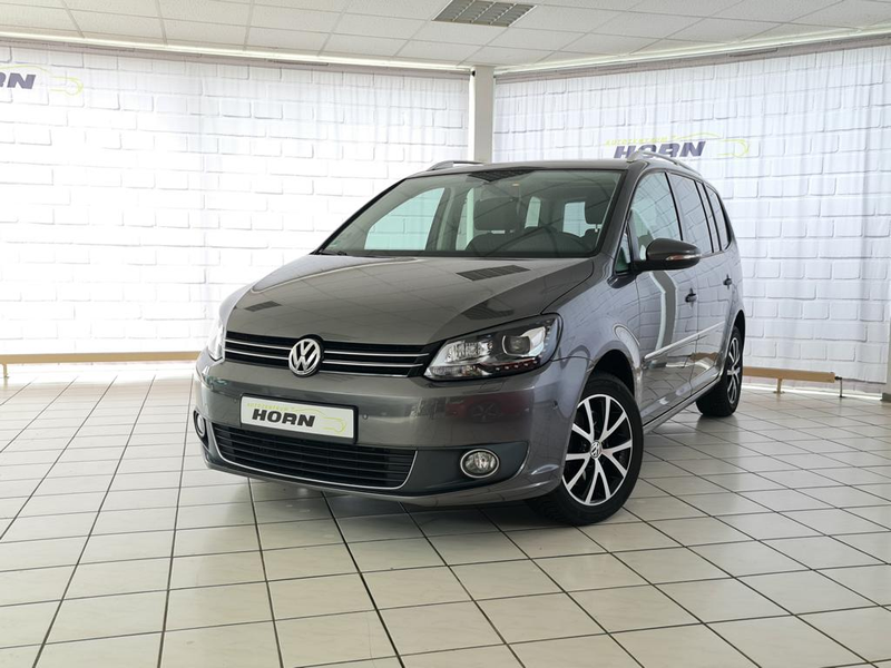 Volkswagen Touran Highline, AHK, Navi Bi-Xenon, Panoramadach