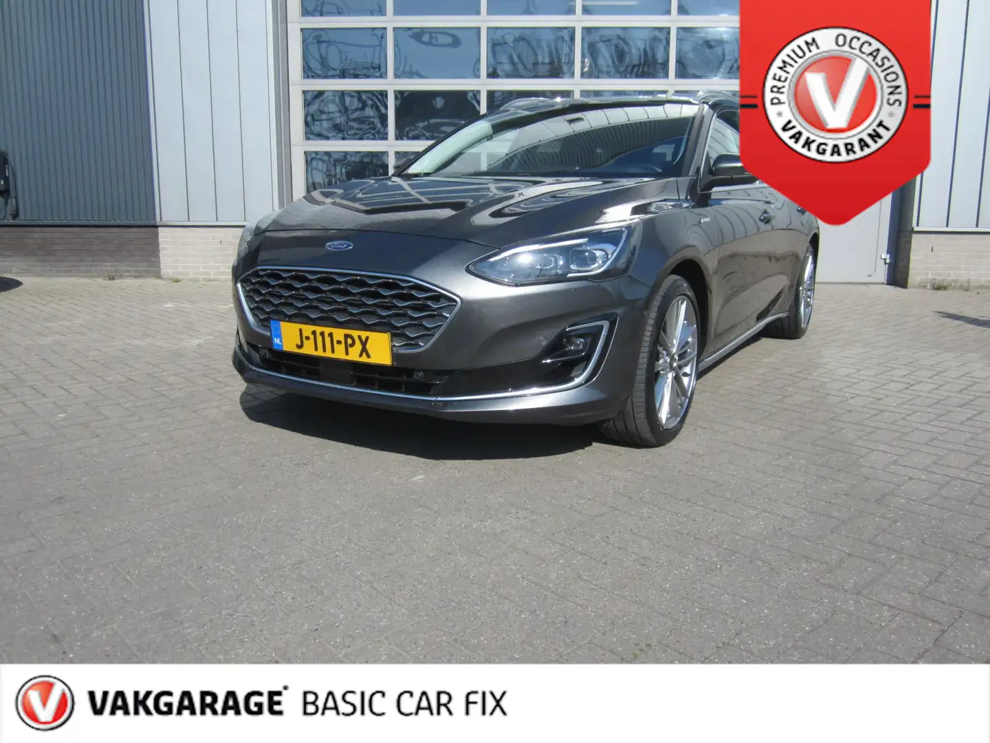 Ford Focus Wagon 1.5 Eco Boost Aut. Vignale Luxe 1500 KG. Tre Grijs - 1