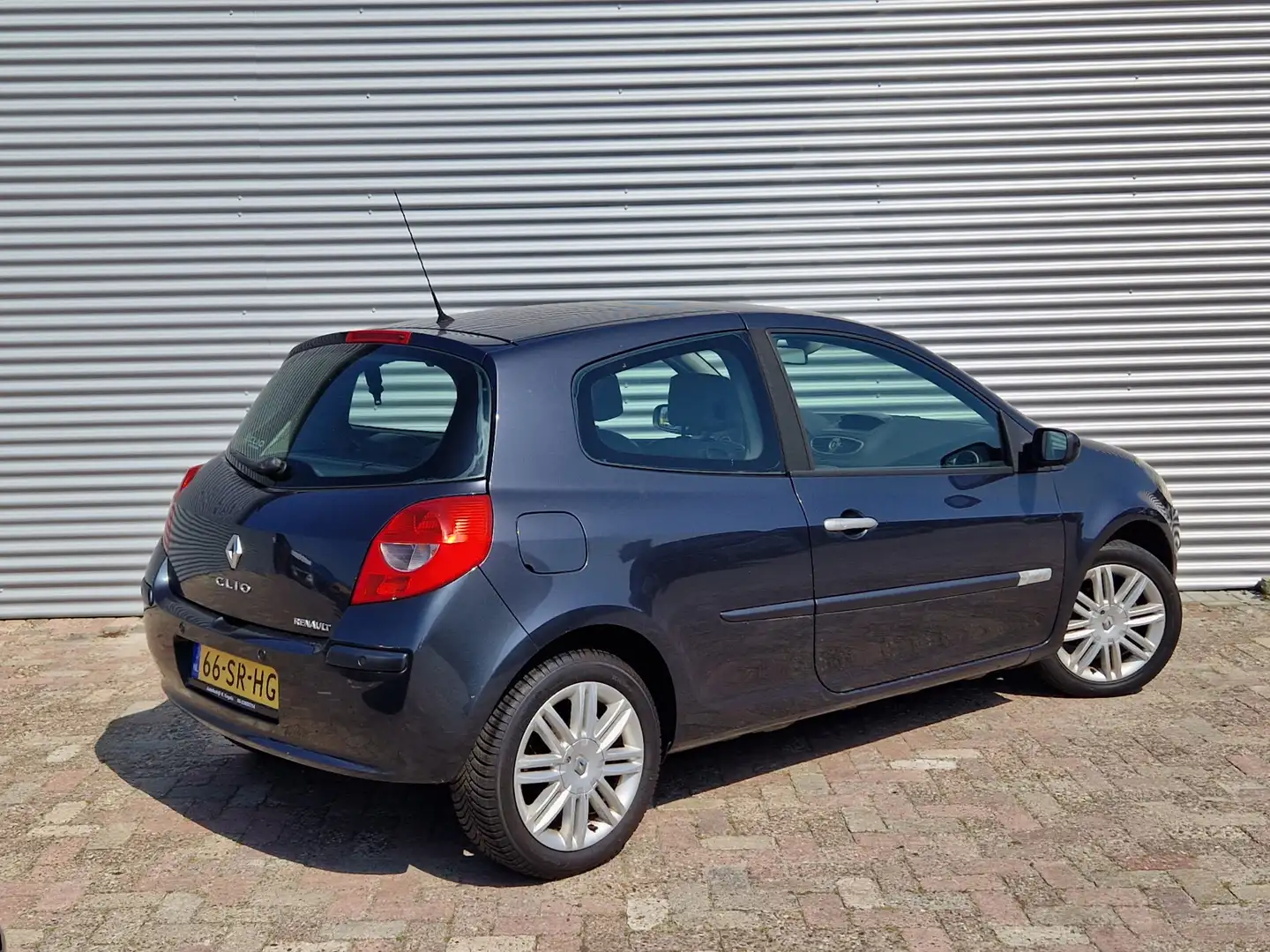 Renault Clio 1.6-16V Initiale | Nieuw Binnen! | Cruise | Clima Grijs - 2
