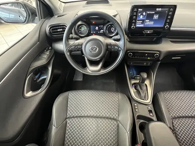 Mazda Mazda2 view 15