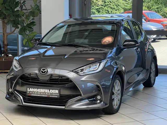 Mazda Mazda2 view 8
