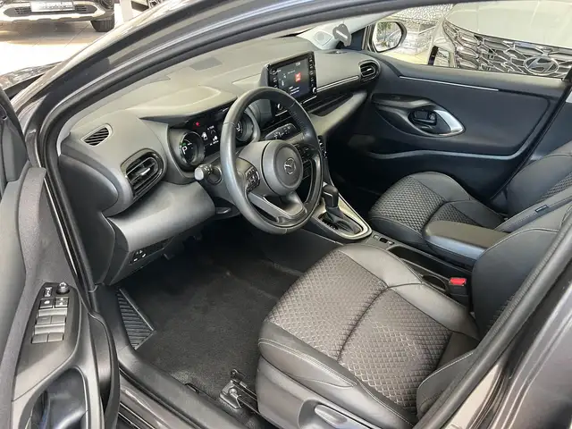 Mazda Mazda2 view 11