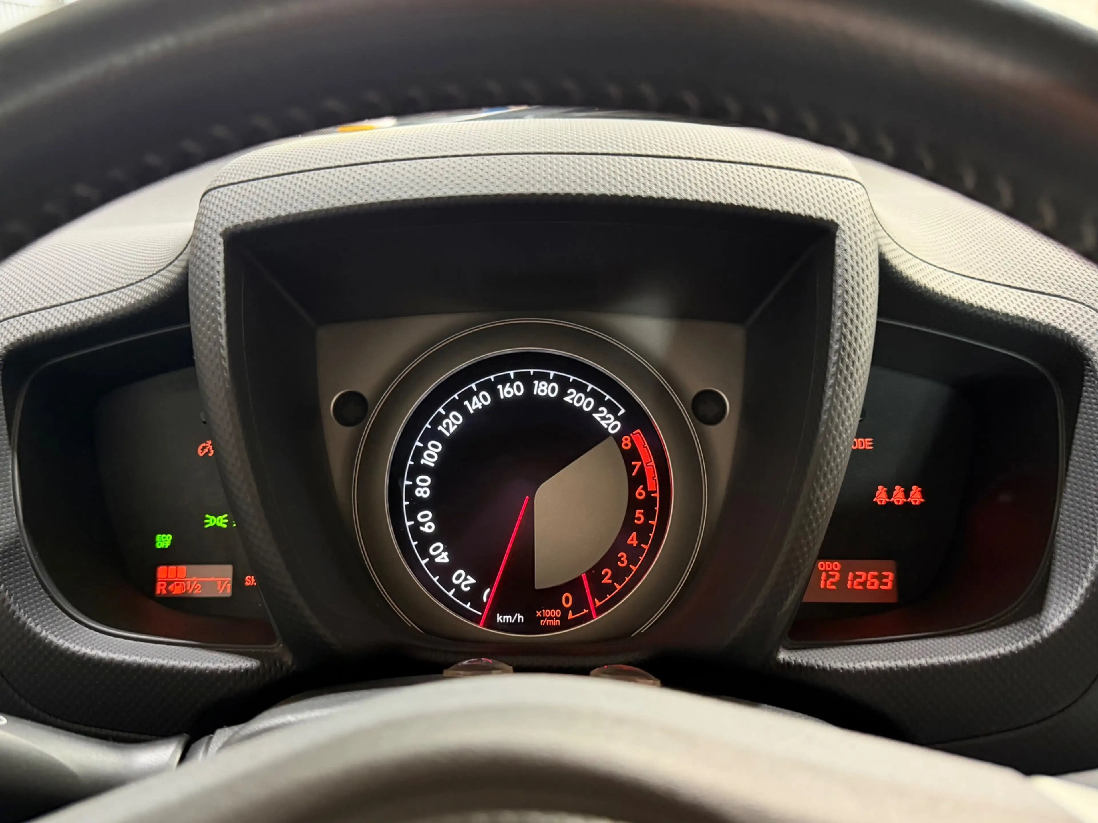 Toyota Urban Cruiser 1.3 VVT-i Dynamic, Climate, PDC, Navi, Bluetooth — photo 19