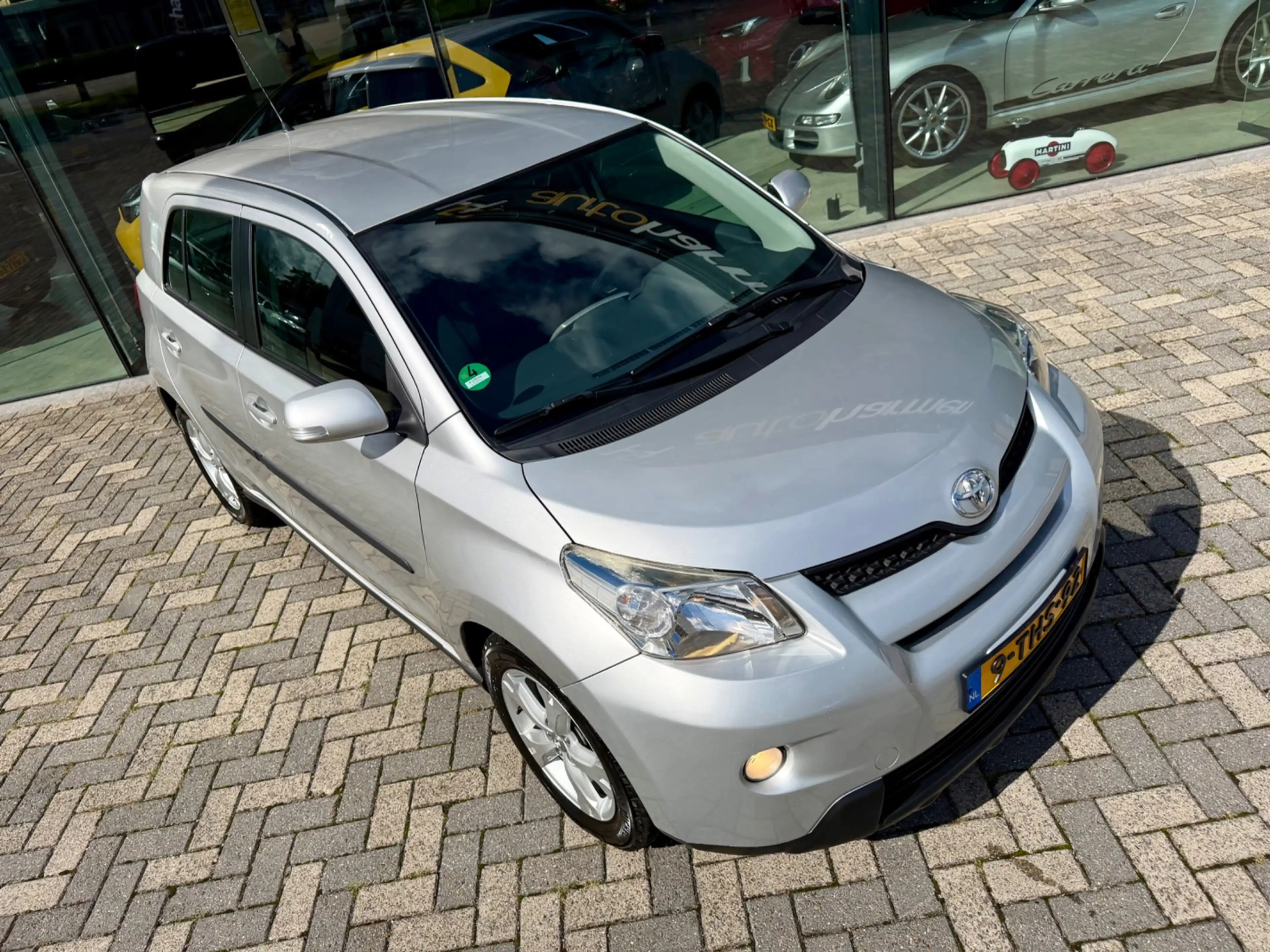 Toyota Urban Cruiser 1.3 VVT-i Dynamic, Climate, PDC, Navi, Bluetooth — photo 12