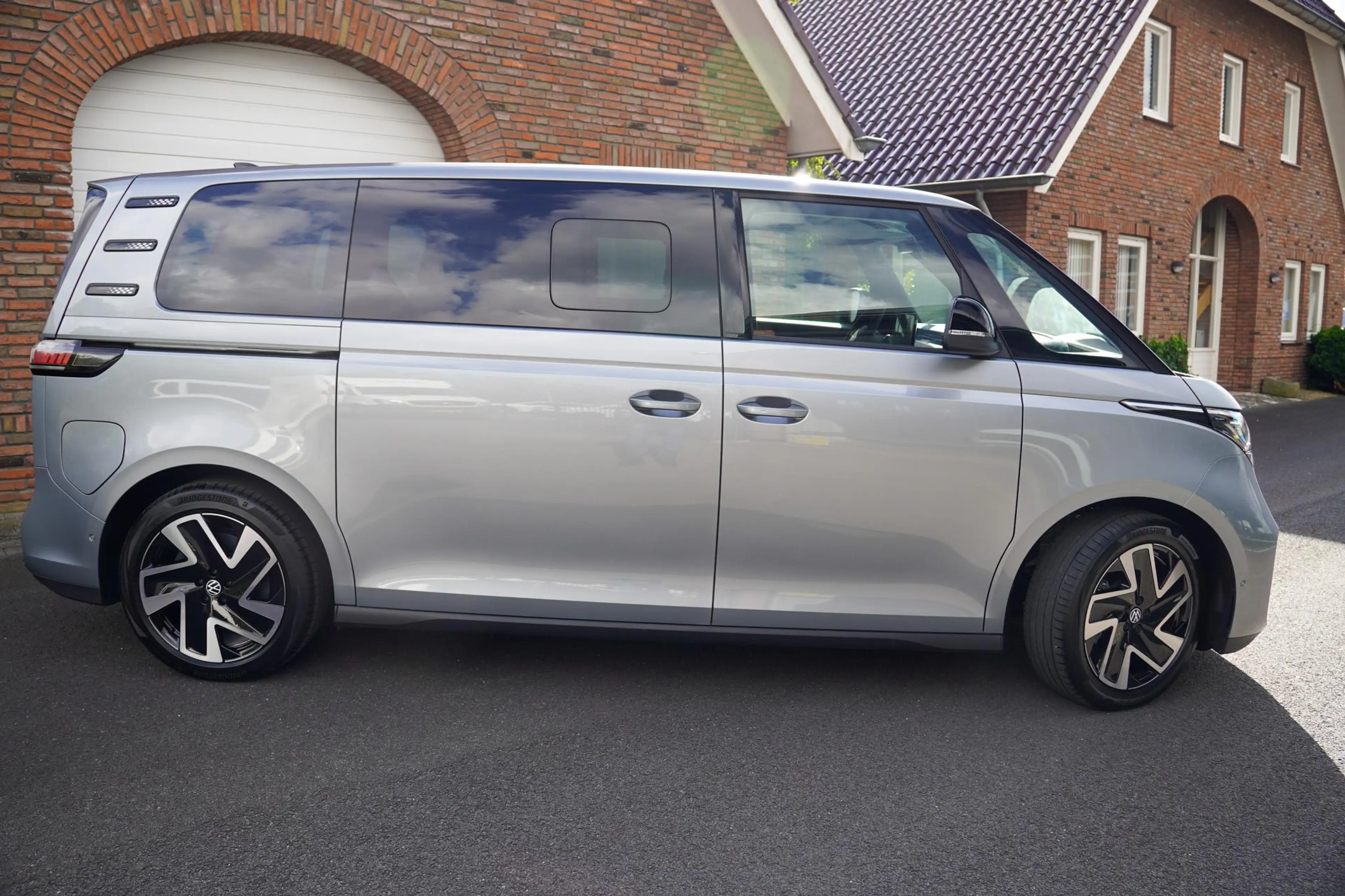 Volkswagen ID. Buzz Pro 86 kWh 286pk Lang 7.persoons Massage stoelen | — photo 2