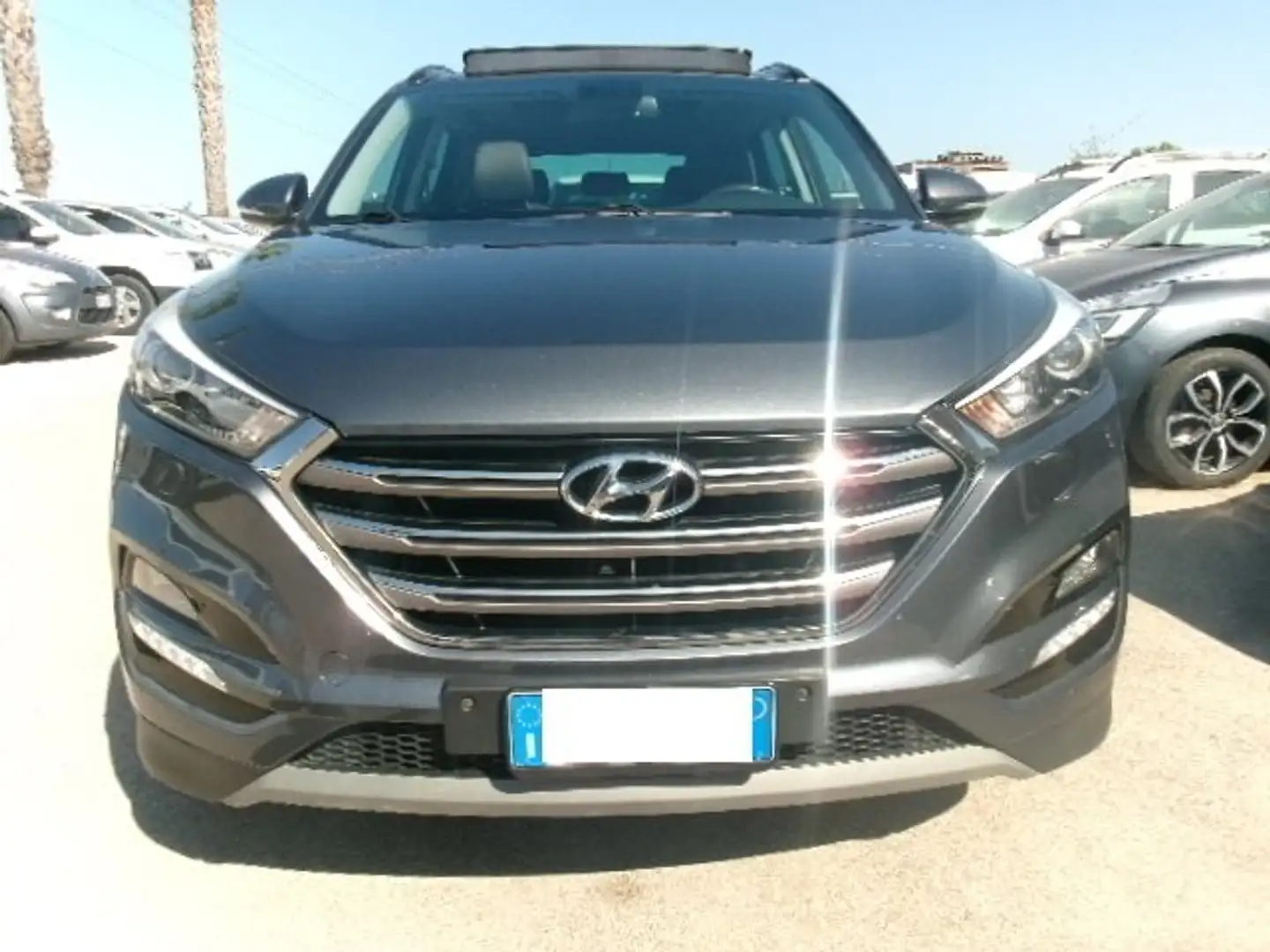 Hyundai TUCSON Tucson 1.7 crdi Xpossible 2wd 115cv Grigio - 1