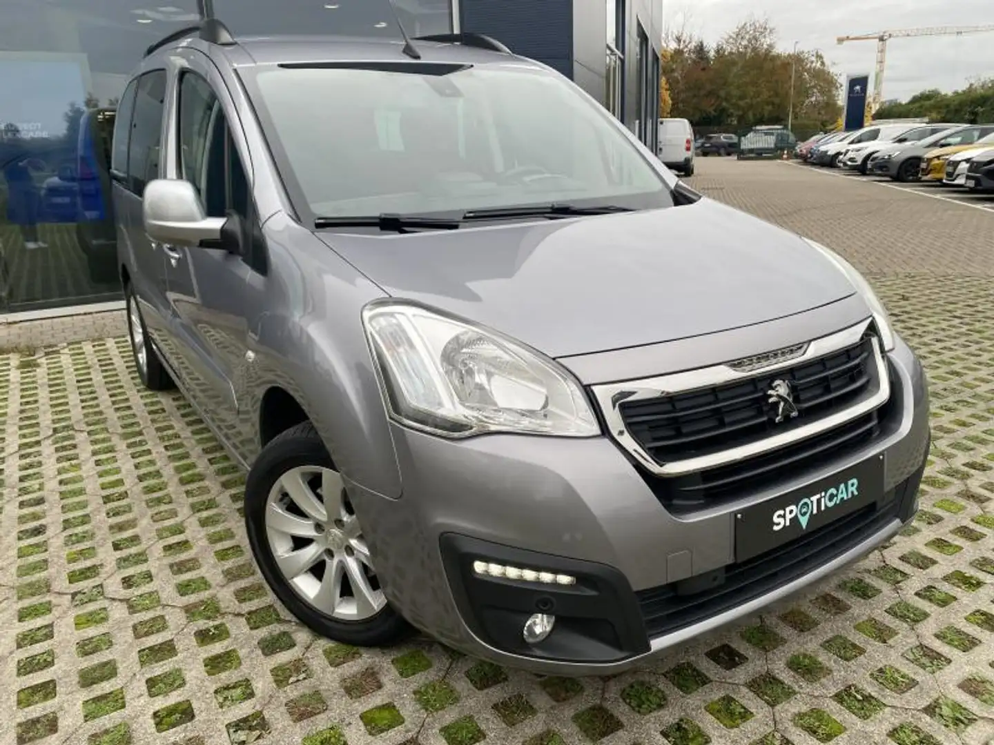 Peugeot Partner IV Tepee Active Argent - 2