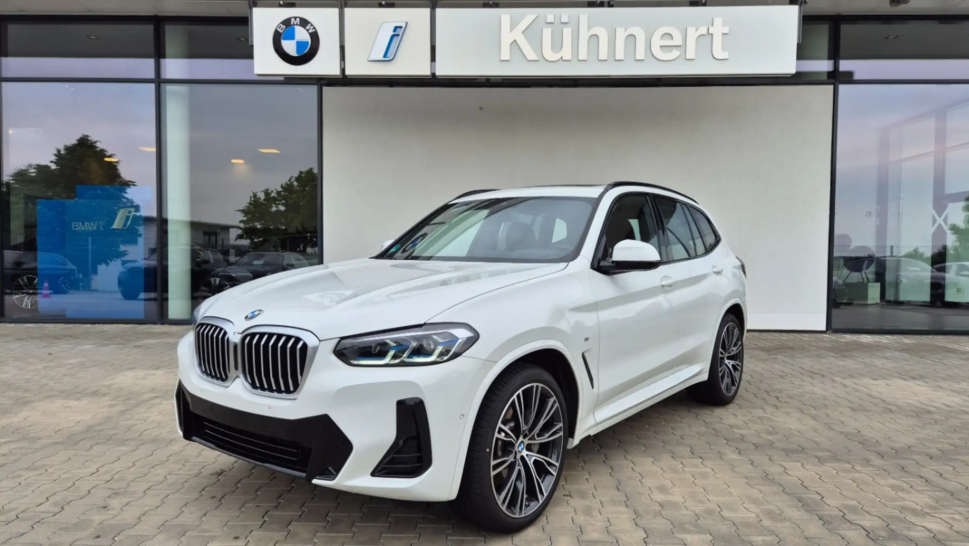 BMW X3 xDrive30d ///M Sport Laser AHK PanoSD 21'' Weiß - 1