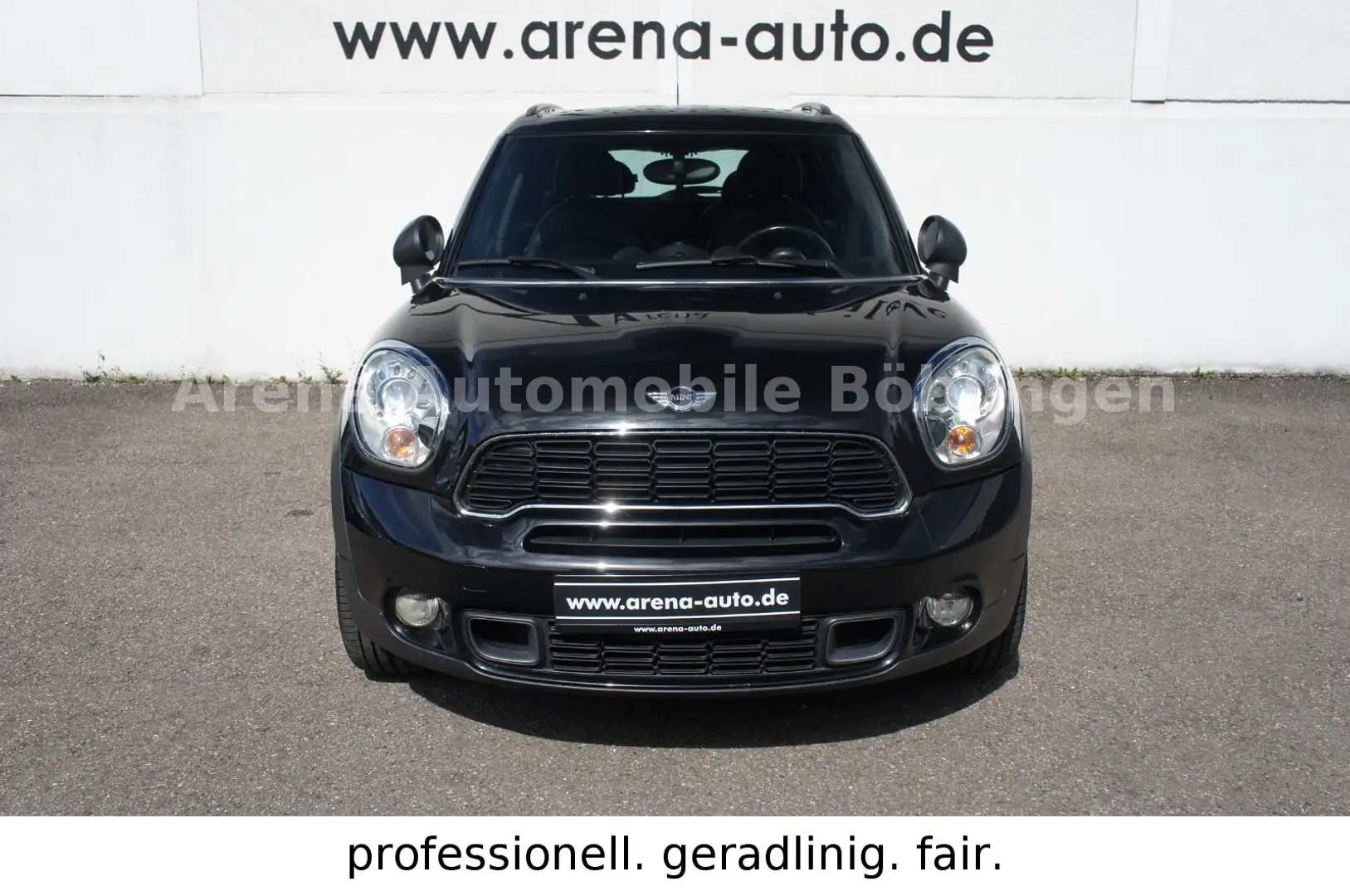 MINI Cooper S Countryman Cooper S All4*NAVI*XEN*PANORAMA*LEDER Schwarz - 2