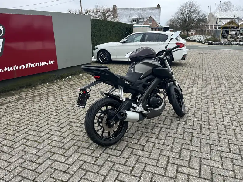 Yamaha MT-125 - foto 3