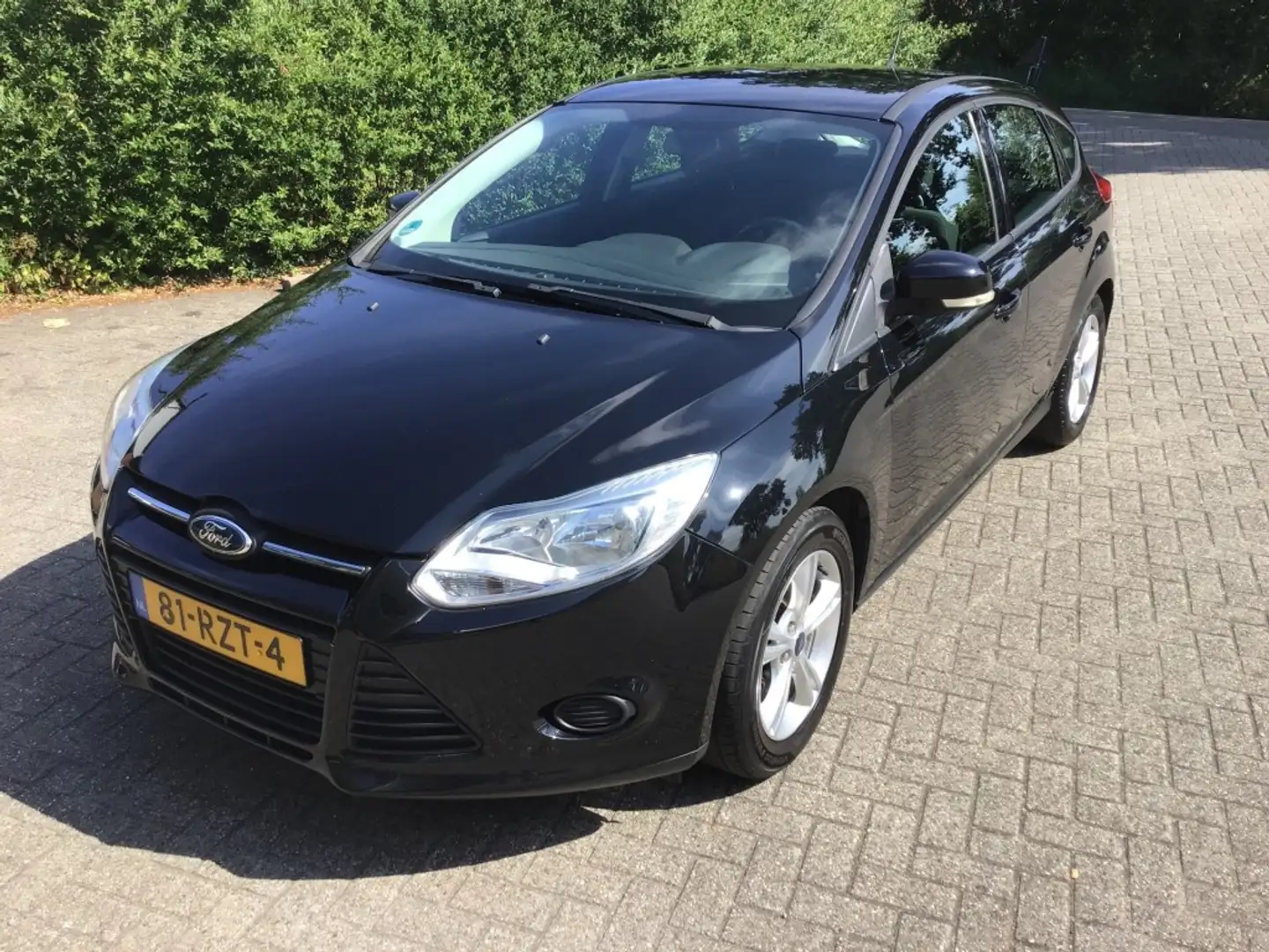 Ford Focus 1.6 TI-VCT TREND Zwart - 1