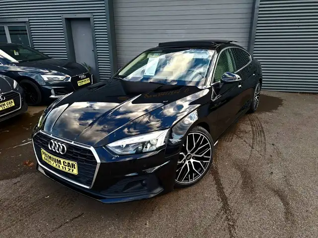 Audi A5 view 3