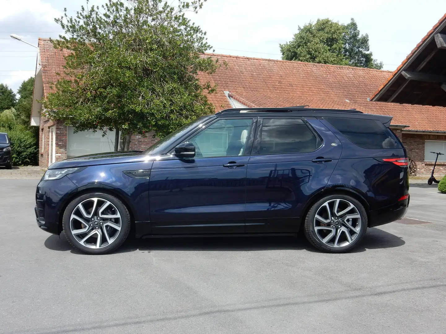 Land Rover Discovery 3.0 Sd6 HSE Luxury FULL!!! 7Plaatsen Bleu - 2