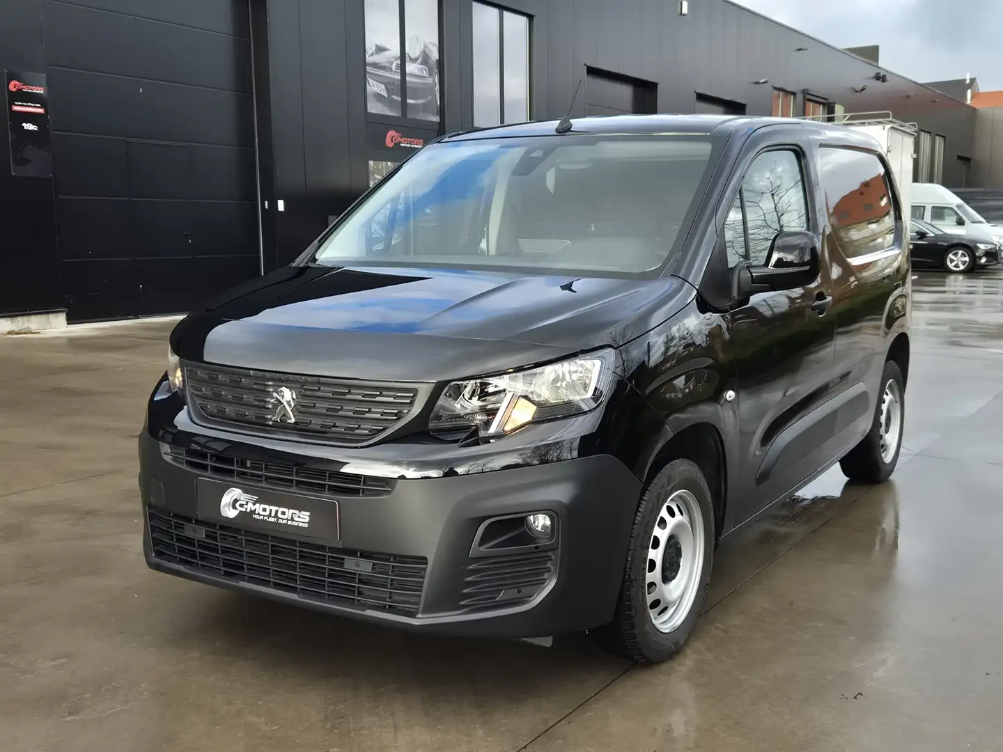 Peugeot Partner 1.5 BlueHDi 100 MAN6 3pl /Camera/Carplay/GPS Zwart - 1