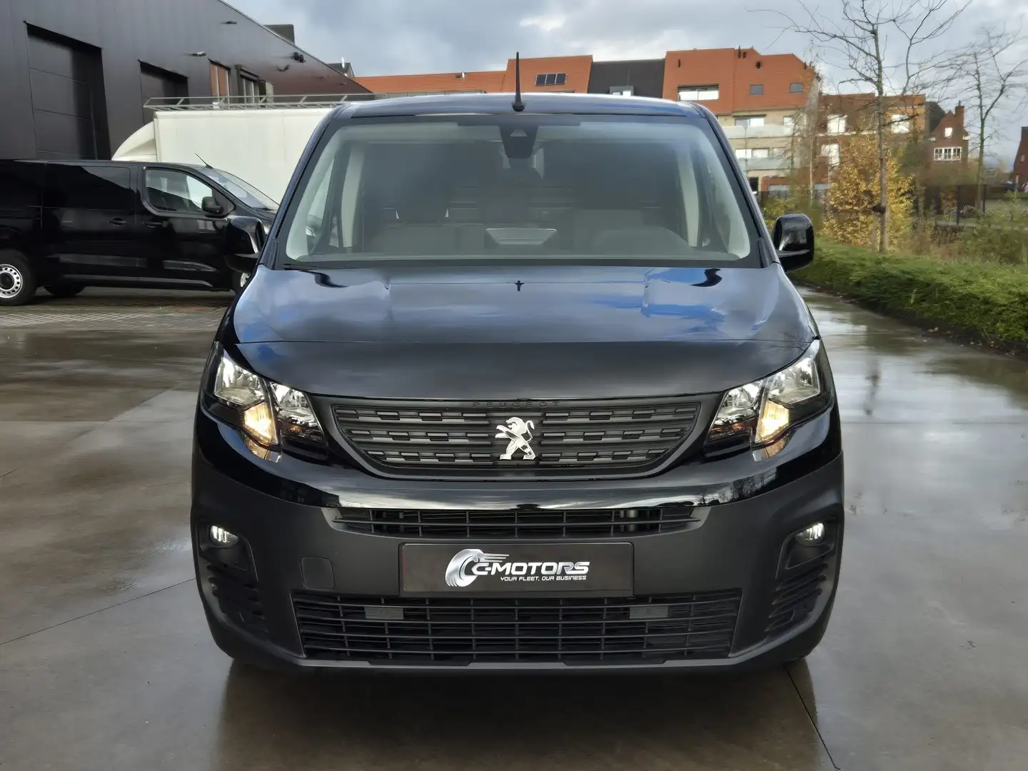Peugeot Partner 1.5 BlueHDi 100 MAN6 3pl /Camera/Carplay/GPS Zwart - 2