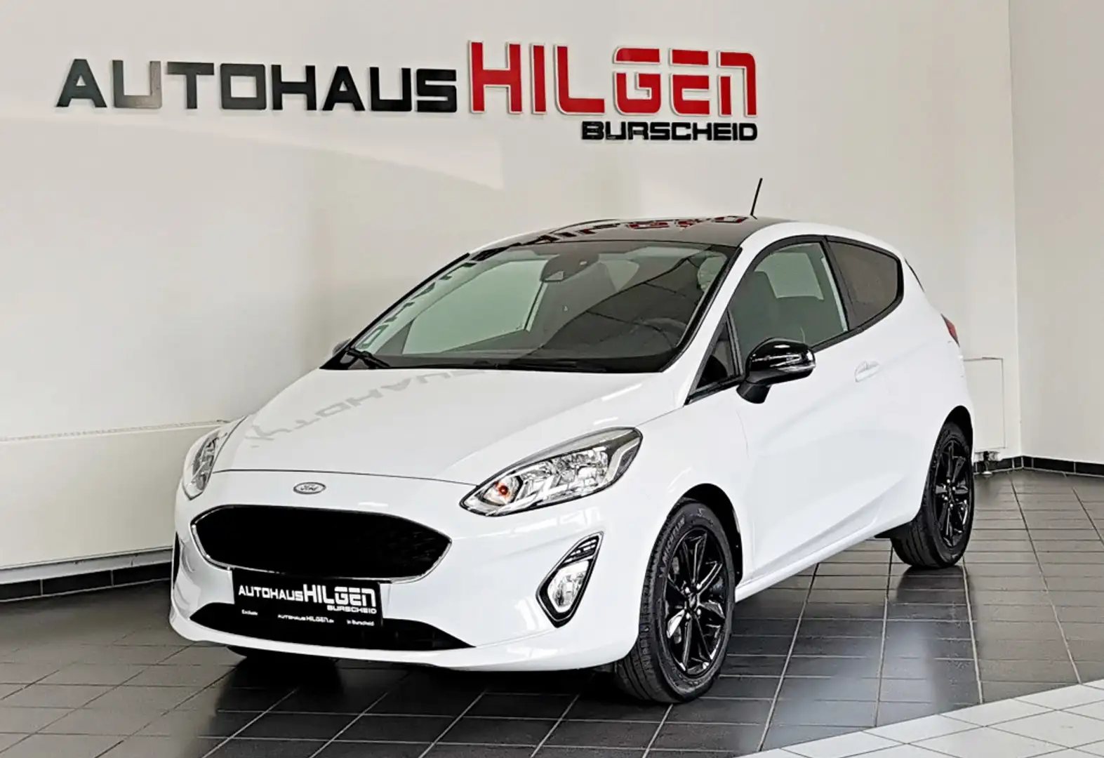 Ford Fiesta Cool & Connect*CarPlay*Tempomat*SHZ*PDC Blanc - 1